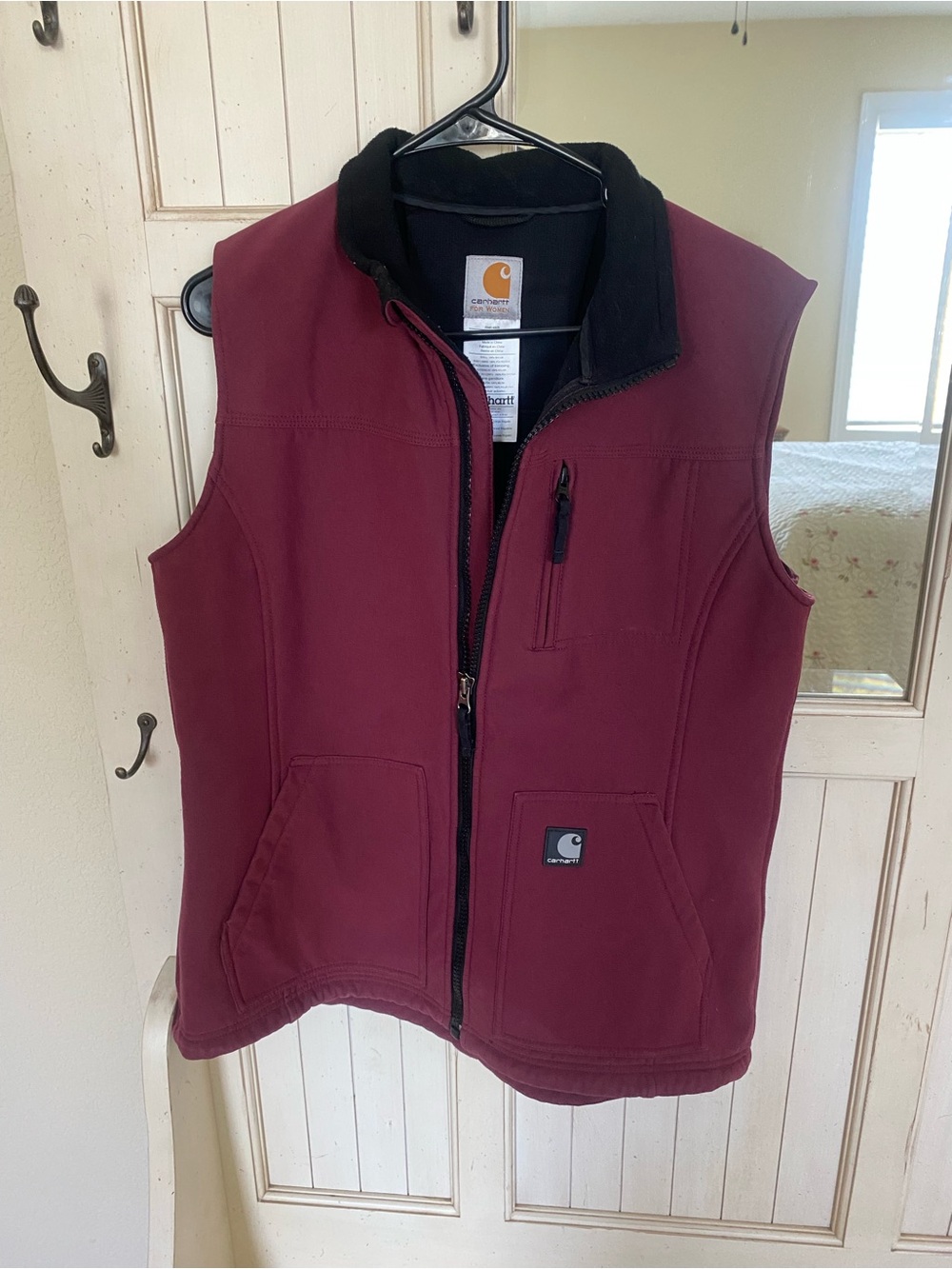 Carhartt Women's Maroon Vest with Black Interior